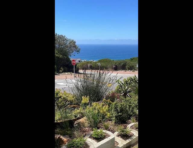 4 BEDROOM HOUSE FOR SALE IN PINNACLE POINT GOLF ESTATE